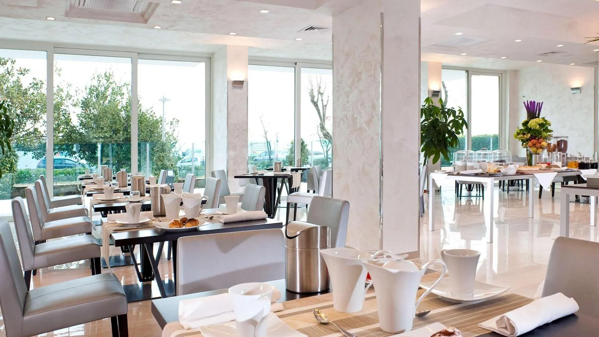 Mercure Hotel Rimini Artis