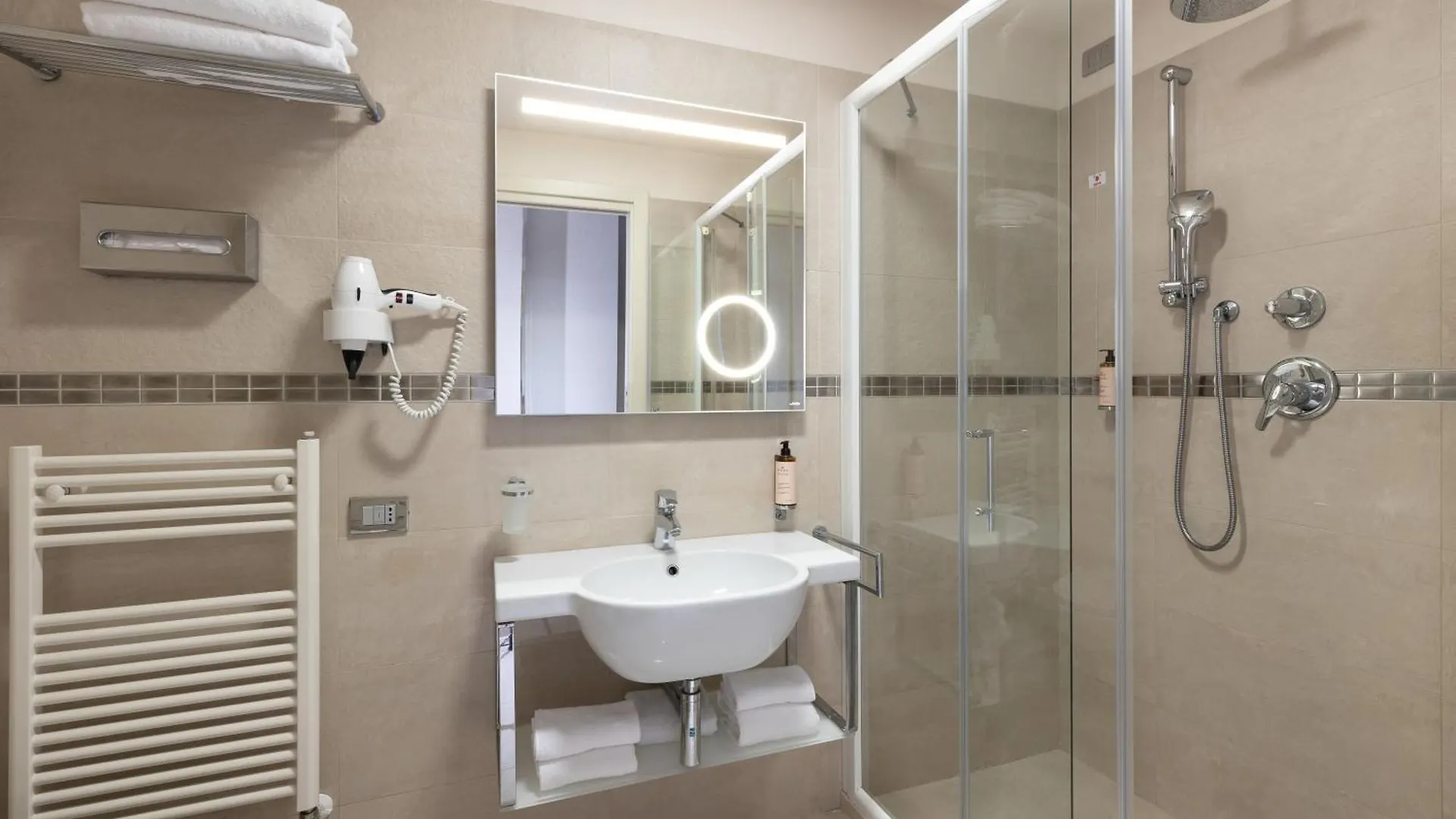 Mercure Hotel Rimini Artis