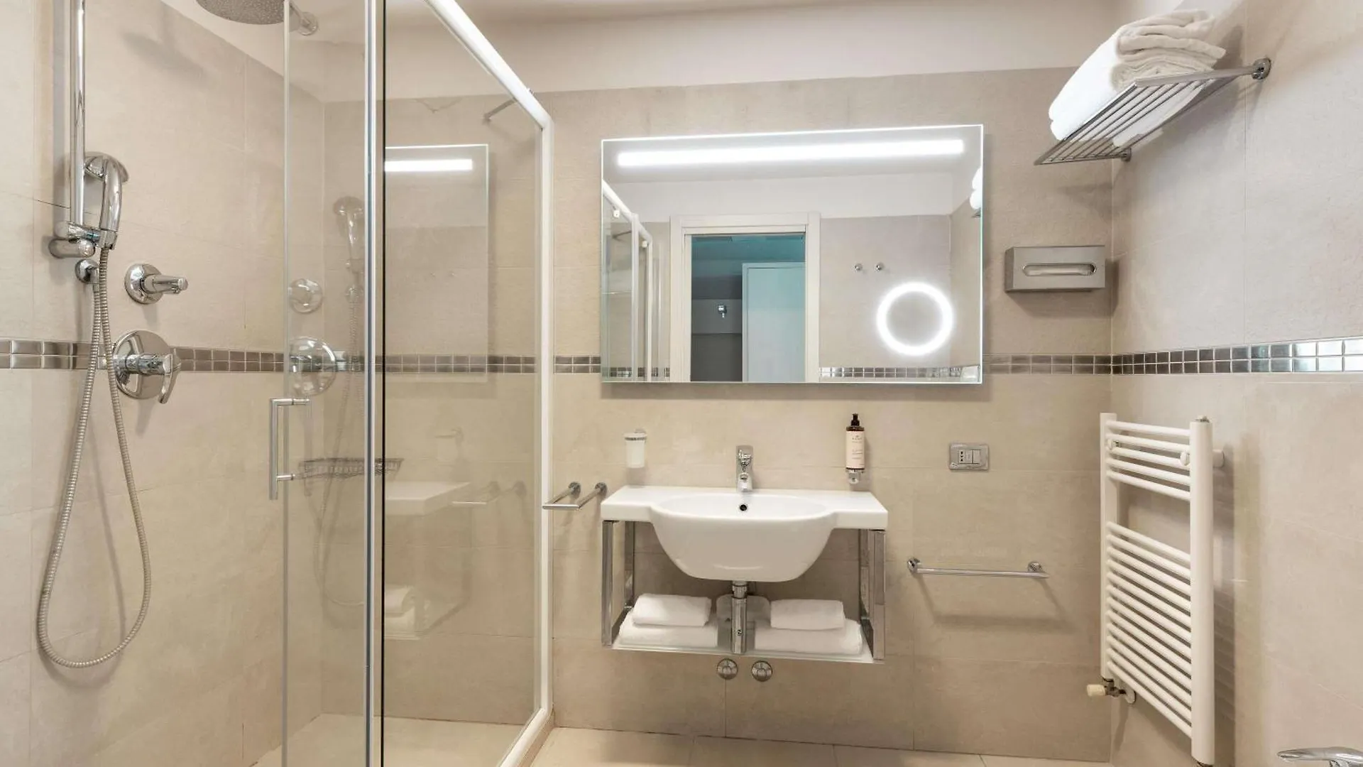 Mercure Hotel Rimini Artis