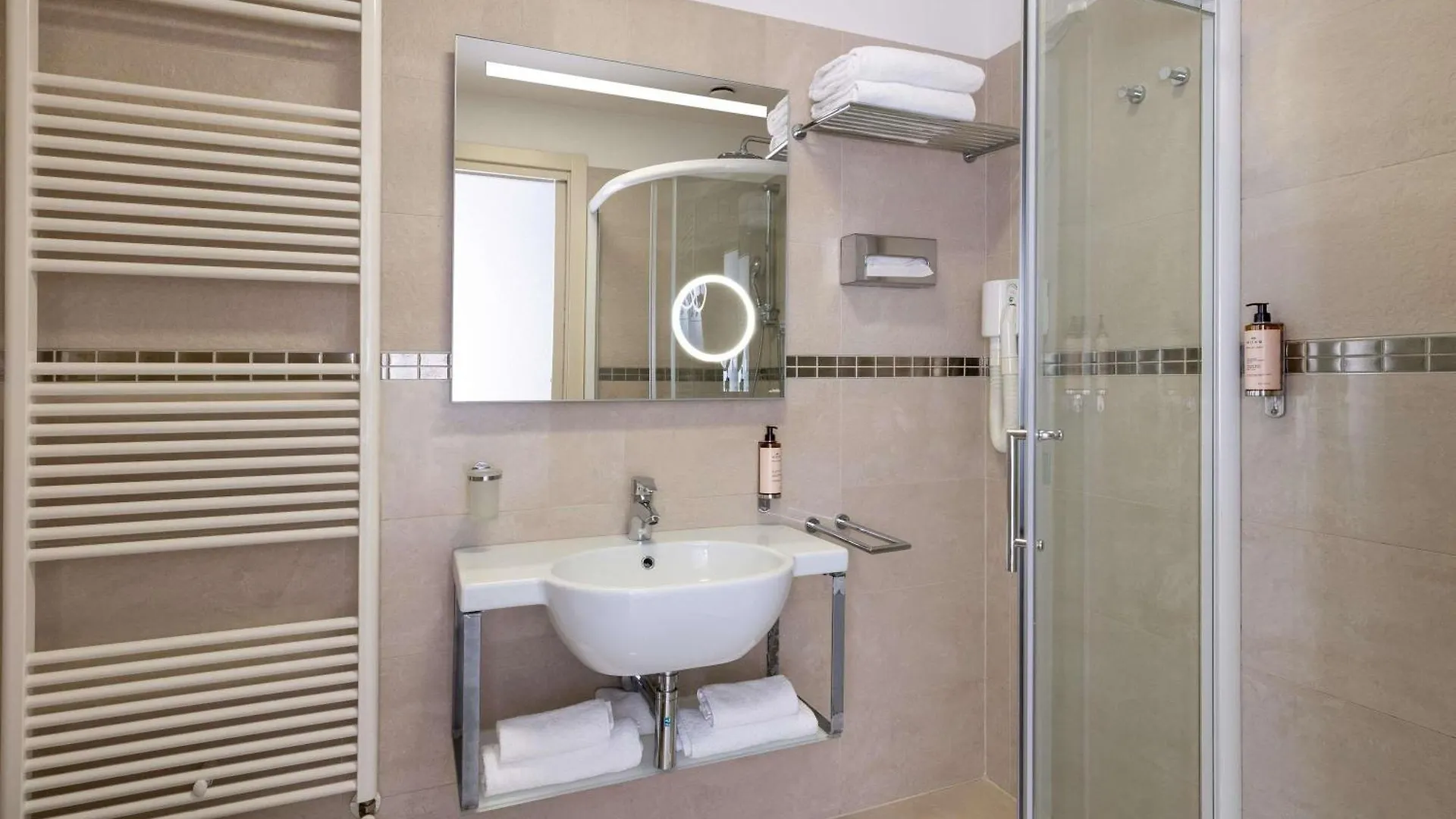 ****  Mercure Hotel Rimini Artis Italië