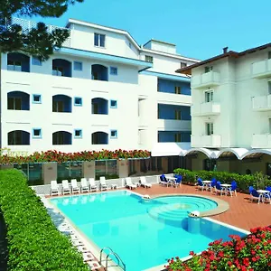 Ricchi Hotel